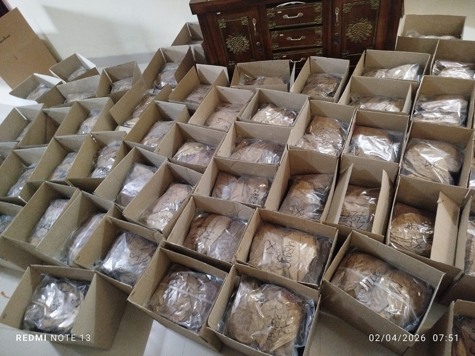 Export Dried Indian Almond Leaves